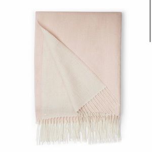 Cuyana Two-Tone Baby Alpaca Scarf (Blush/Ecru)